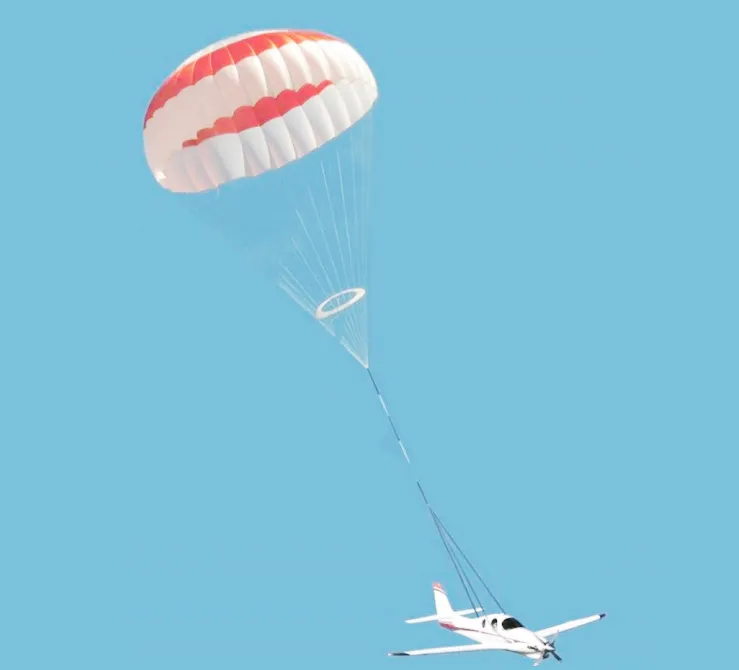 低空與安全：大連一小型民用飛機發動機故障迫降公路(圖2)